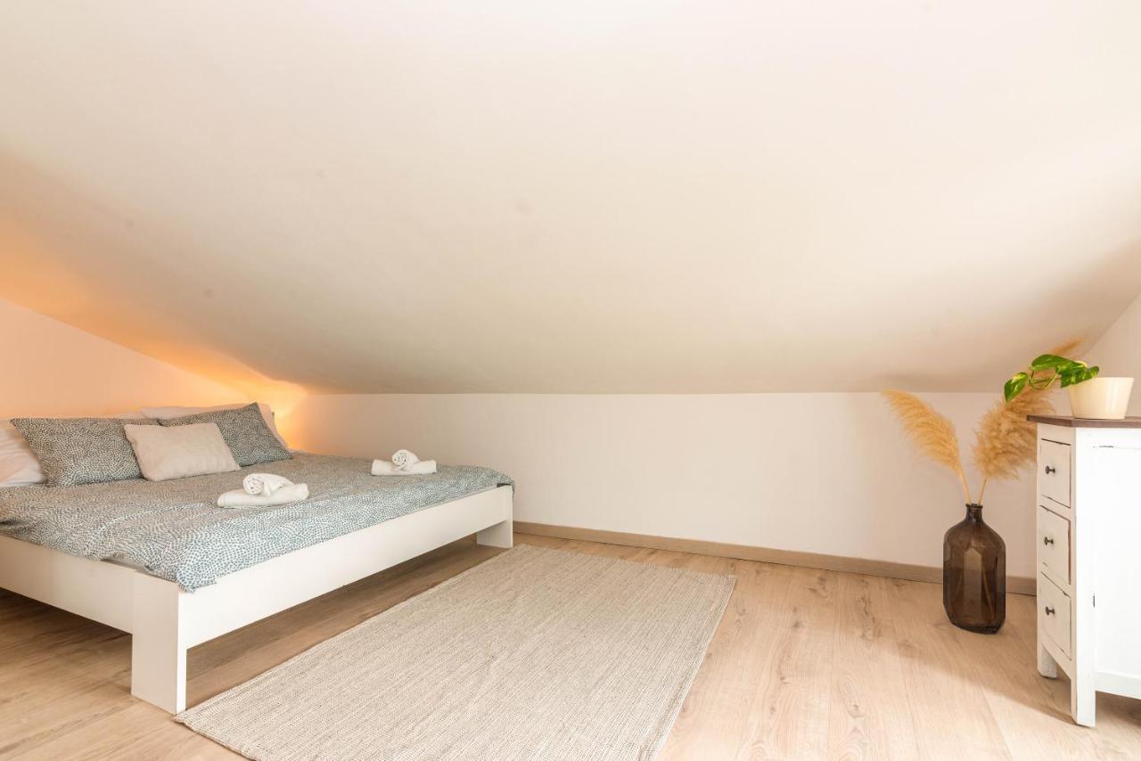 Apartment Egon Malinska Eksteriør bilde